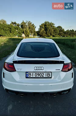 Купе Audi TT 2016 в 