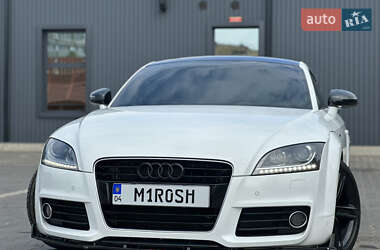 Купе Audi TT 2011 в 