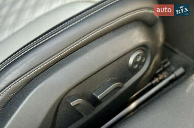 Купе Audi TT 2011 в 