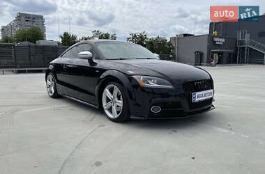 Купе Audi TT 2014 в 