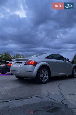 Купе Audi TT 1999 в 