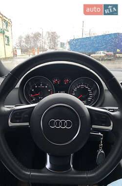 Купе Audi TT 2011 в Львове