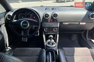Купе Audi TT 2004 в 