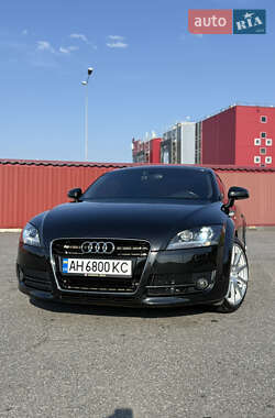 Купе Audi TT 2008 в 