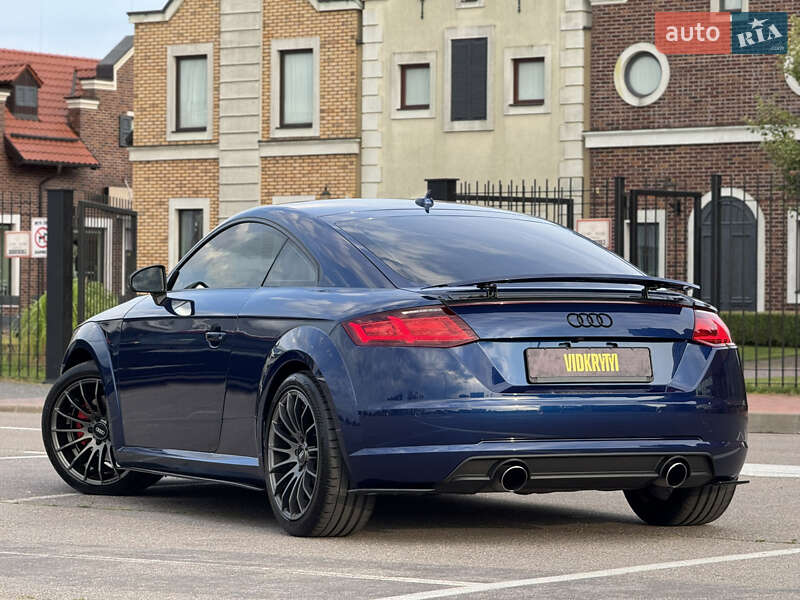Купе Audi TT 2015 в Києві
