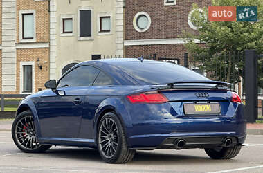 Купе Audi TT 2015 в 
