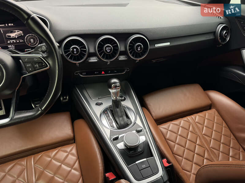 Купе Audi TT 2015 в Києві