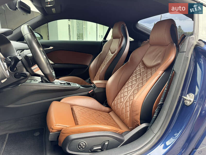 Купе Audi TT 2015 в Києві