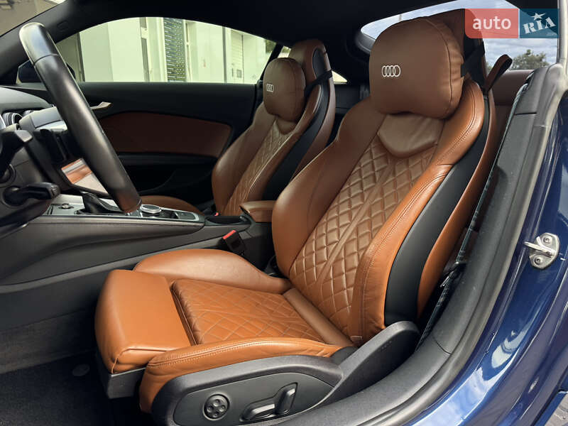 Купе Audi TT 2015 в Києві