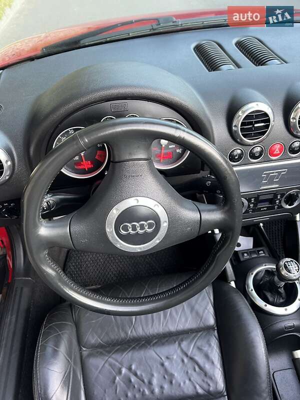 Родстер Audi TT 2003 в Ирпене