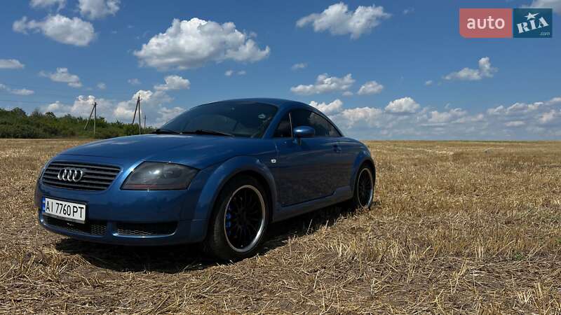 Купе Audi TT 2000 в Петропавловке