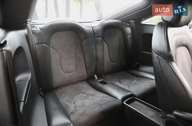 Купе Audi TT 2011 в 