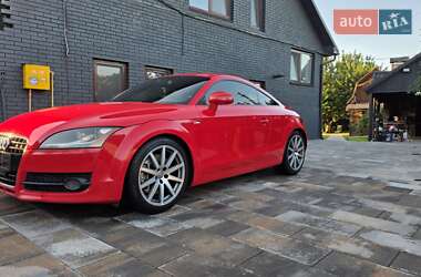 Купе Audi TT 2007 в 