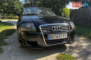 Купе Audi TT 2001 в 