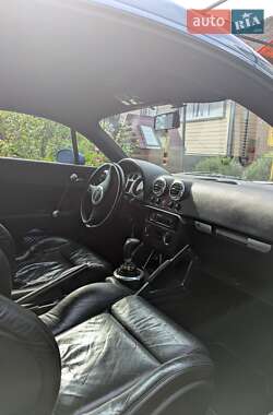 Купе Audi TT 1999 в 