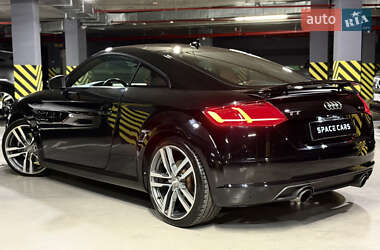 Купе Audi TT 2016 в 