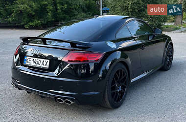 Купе Audi TT 2015 в 