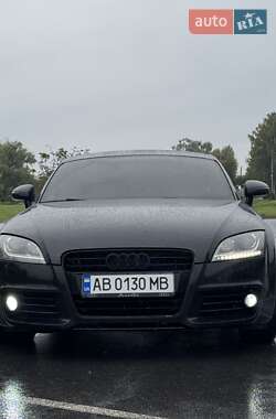 Купе Audi TT 2011 в 