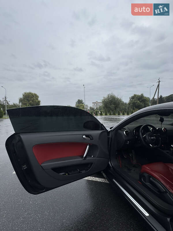 Купе Audi TT 2011 в Виннице