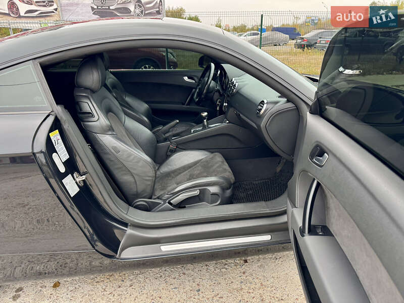 Купе Audi TT 2006 в Києві фото 21 Купе Audi TT 2006 в Києві