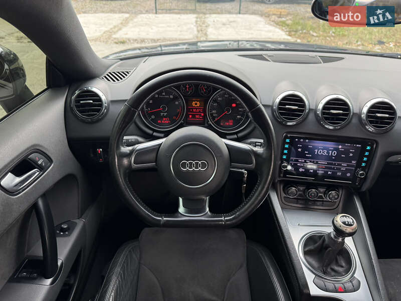 Купе Audi TT 2006 в Києві фото 28 Купе Audi TT 2006 в Києві
