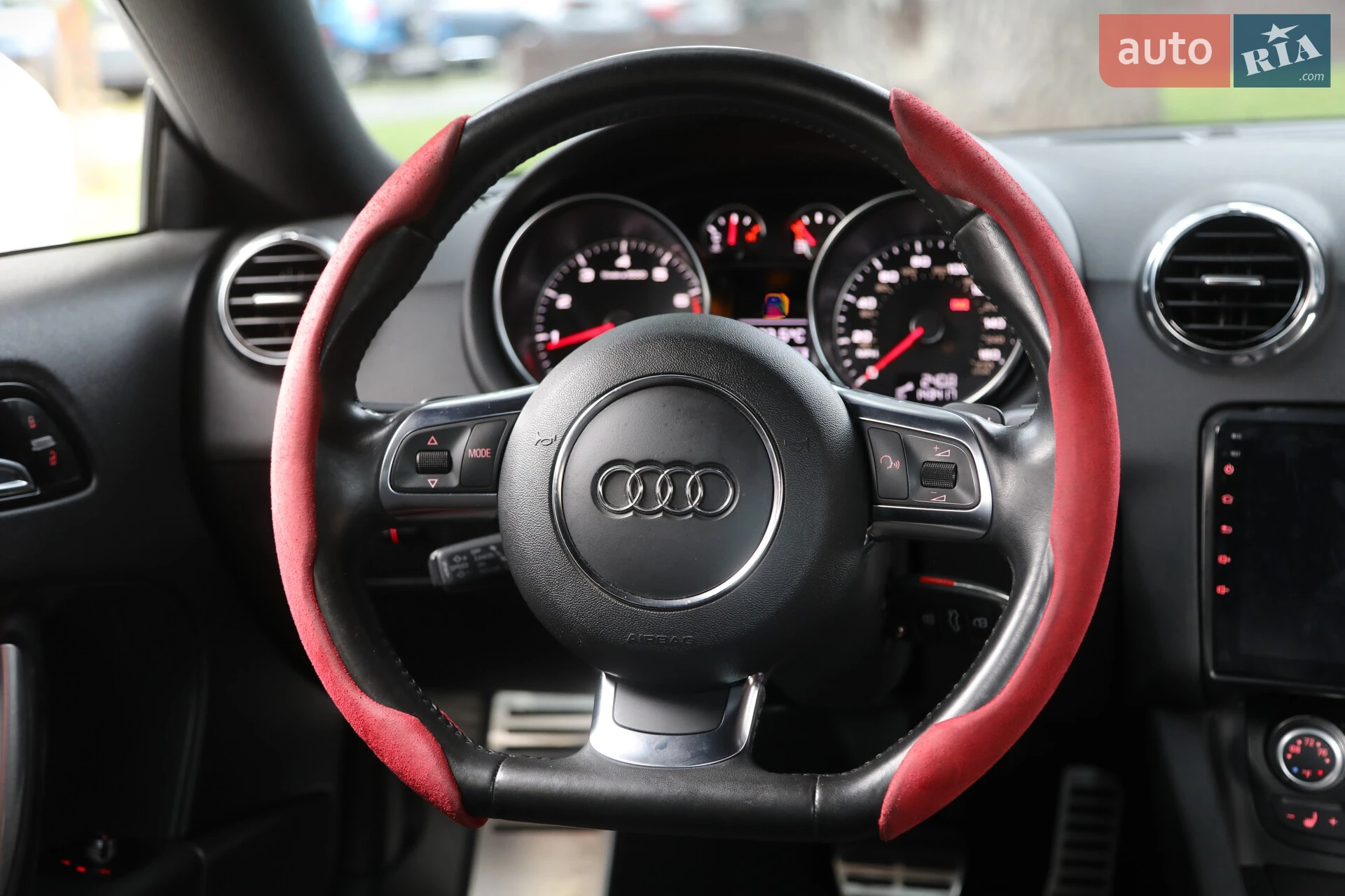 2011 Audi TT - мініатюра 13