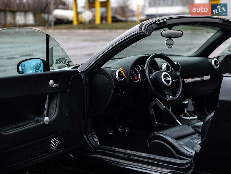 Родстер Audi TT 2000 в Харькове