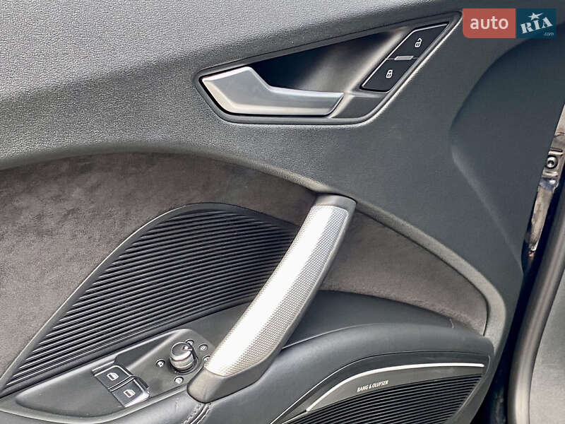 Купе Audi TT 2016 в Черкассах