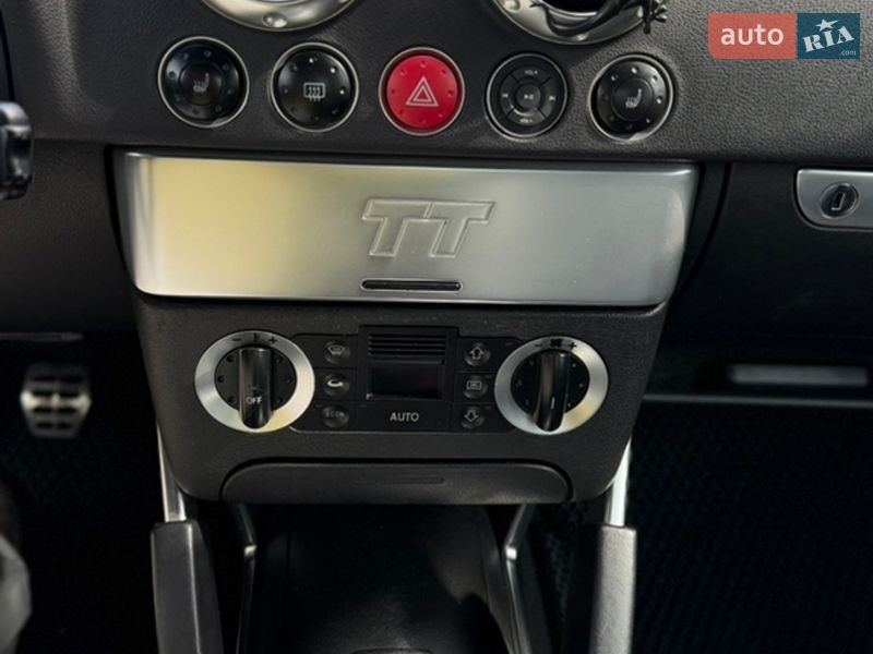 Купе Audi TT 1999 в Києві фото 21 Купе Audi TT 1999 в Києві
