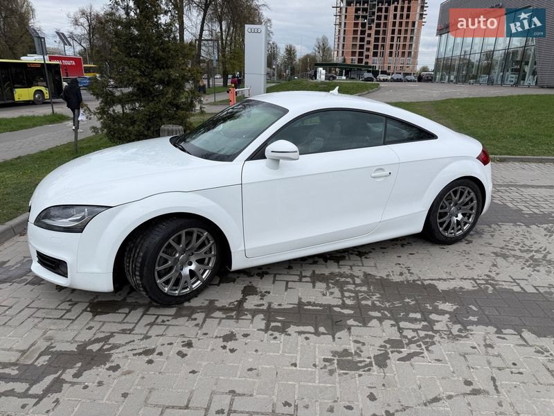 Купе Audi TT 2011 в Львове