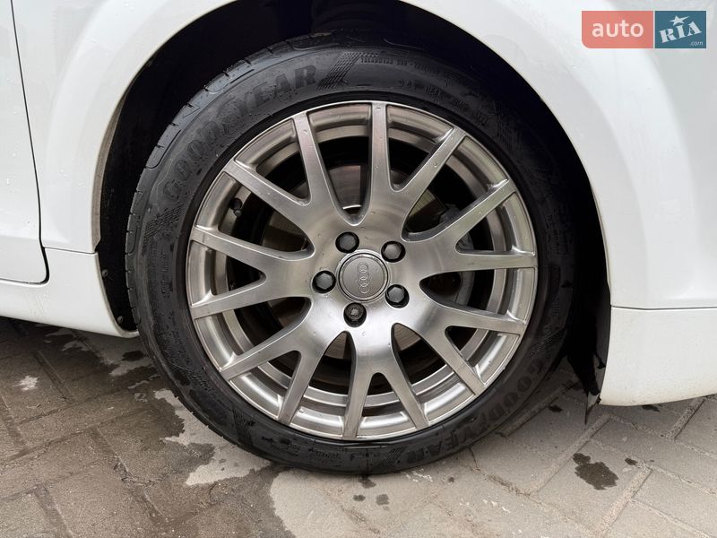 Купе Audi TT 2011 в Львове