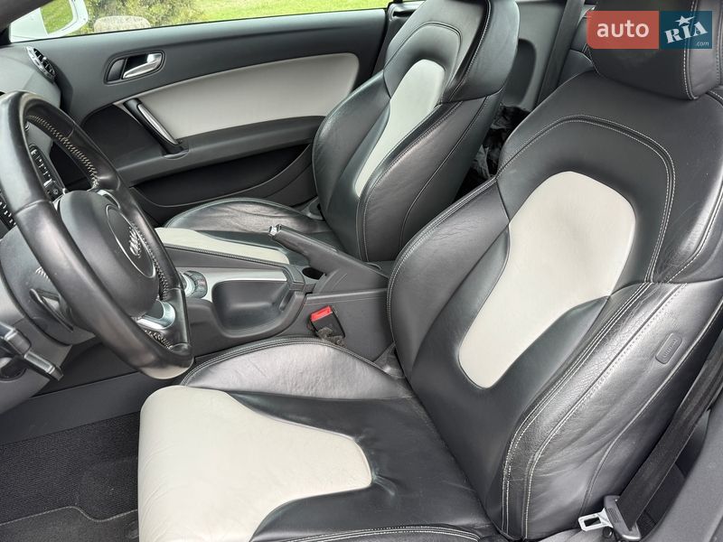 Купе Audi TT 2011 в Львове фото 24 Купе Audi TT 2011 в Львове