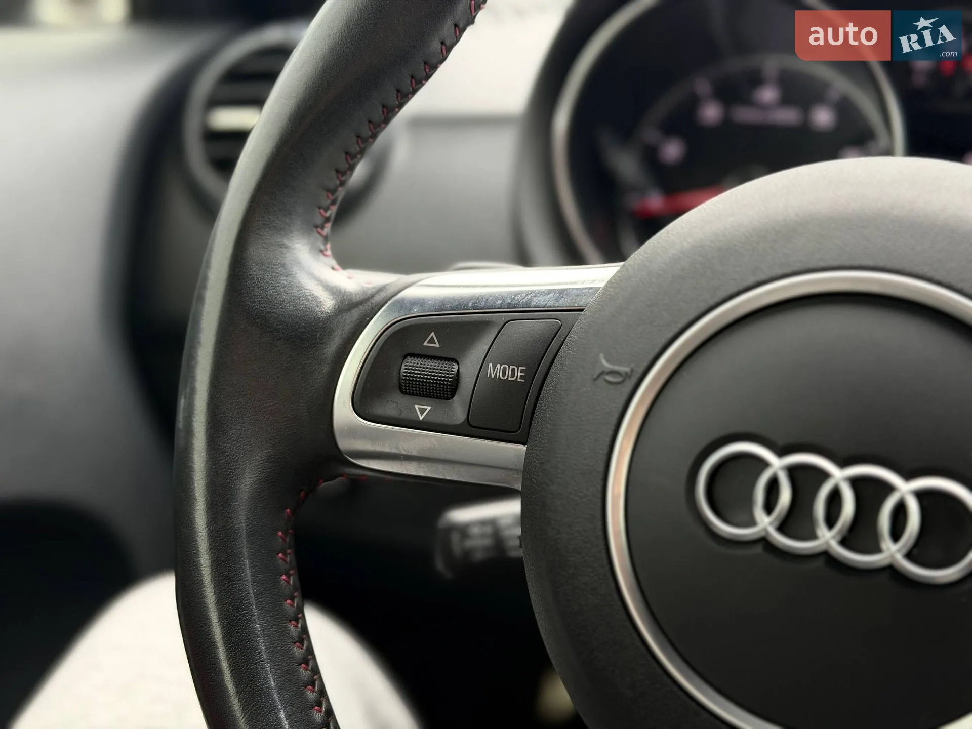 2010 Audi TT - мініатюра 63