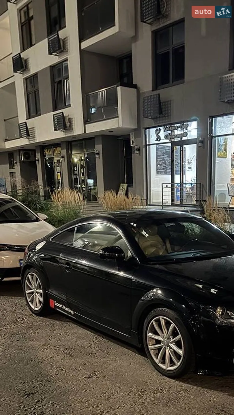 2011 Audi TT - фото 1