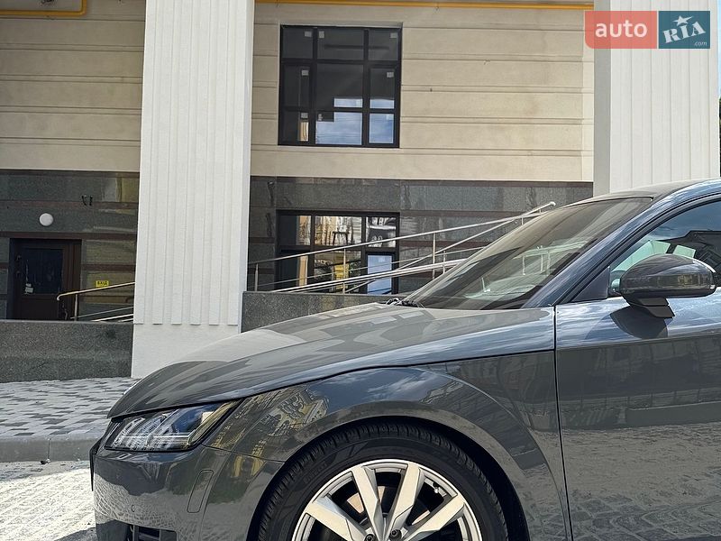 Купе Audi TT 2015 в Киеве