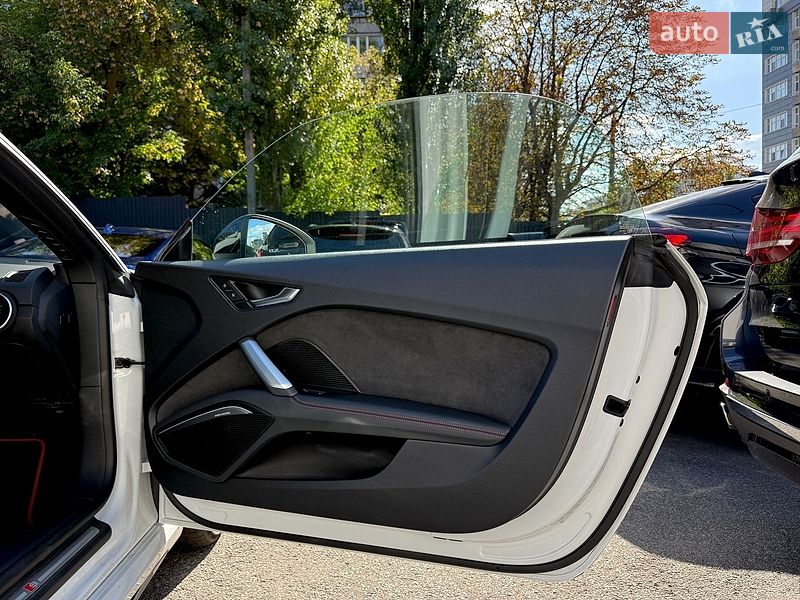 Купе Audi TT 2022 в Киеве