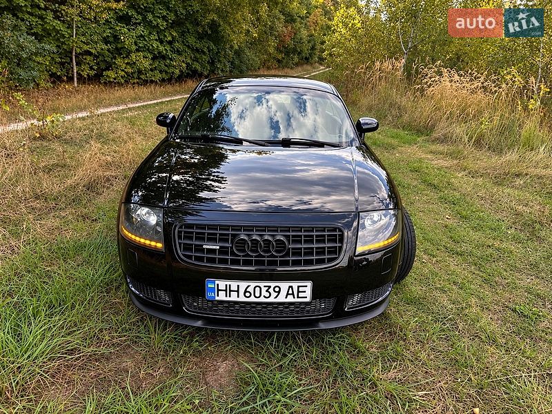 Купе Audi TT 2002 в Киеве фото 14 Купе Audi TT 2002 в Киеве