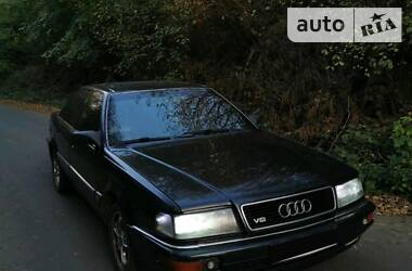 Седан Audi V8 1991 в Ровно