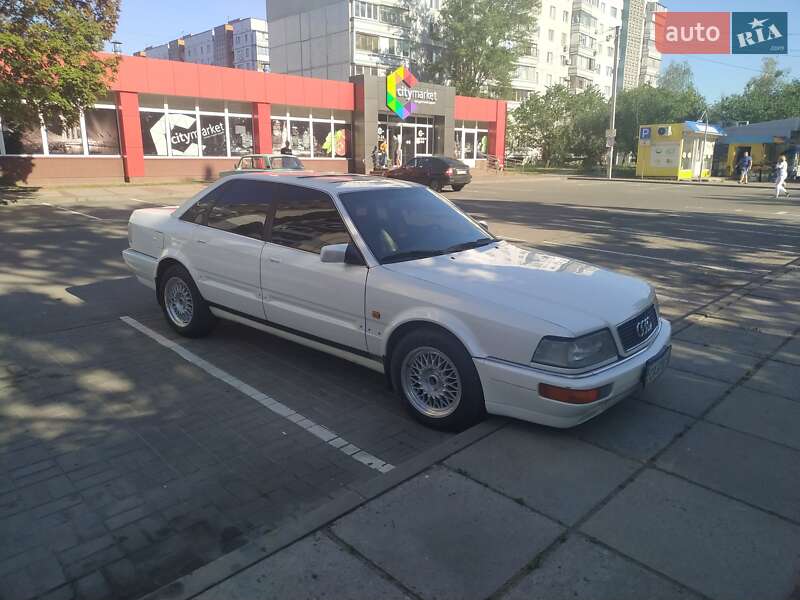 Седан Audi V8 1989 в Черкассах