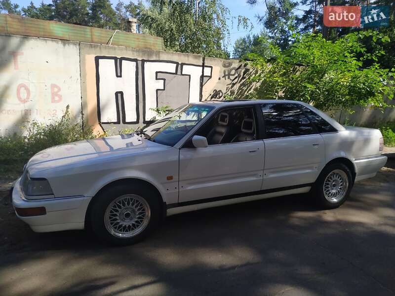 Седан Audi V8 1989 в Черкассах