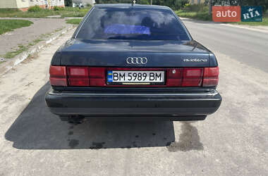 Седан Audi V8 1990 в 