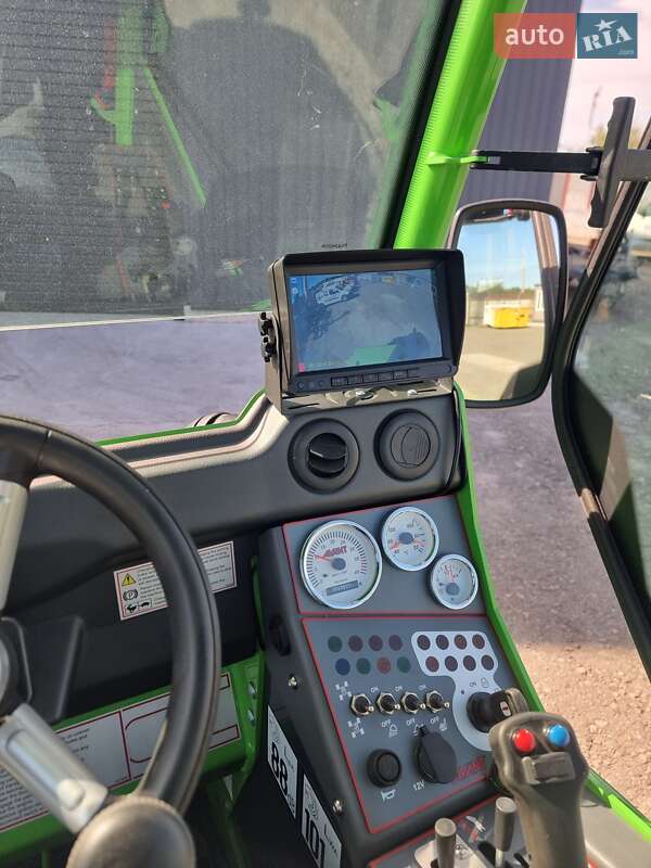 Минипогрузчик Avant 700 серия 2024 в Киеве