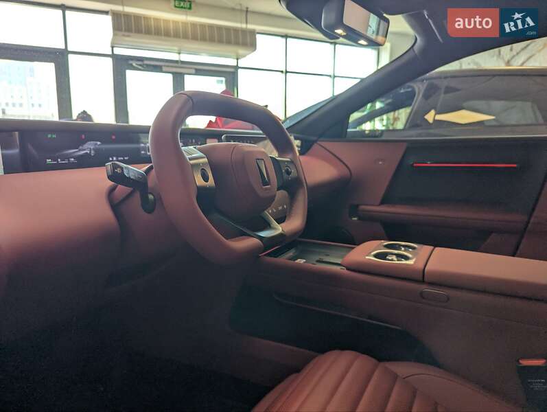 Фастбэк Avatr 06 2025 в Львове фото 9 Фастбэк Avatr 06 2025 в Львове