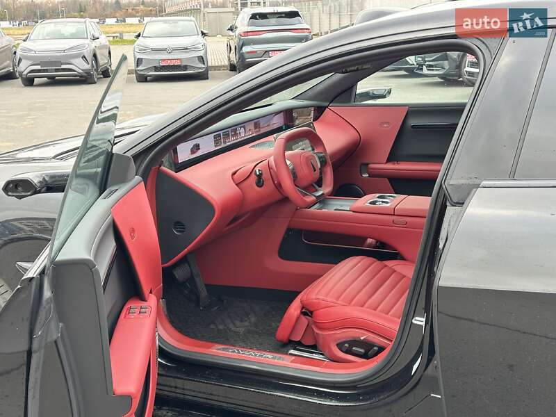 Фастбэк Avatr 06 2025 в Львове фото 33 Фастбэк Avatr 06 2025 в Львове