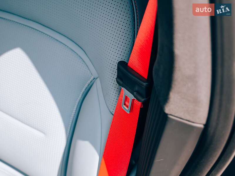 Лифтбек Avatr 12 2024 в Киеве