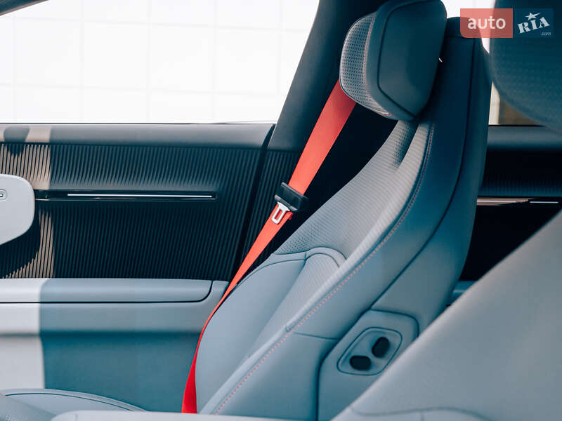 Лифтбек Avatr 12 2024 в Киеве