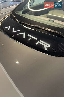 Седан Avatr 12 2024 в 