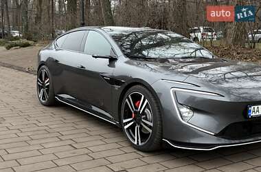 Лифтбек Avatr 12 2024 в Киеве