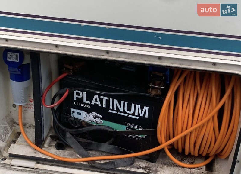 Причіп дача Avondale Leda Pennine 2001 в Ковелі