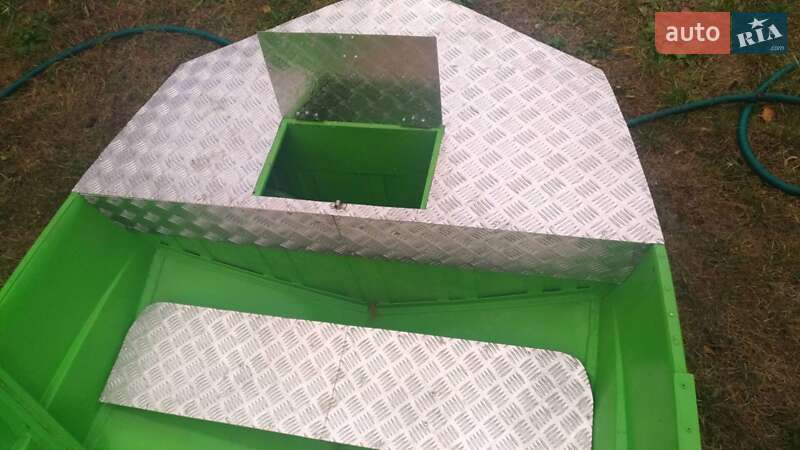 Лодка Автобот 3.5м 1994 в Кельменцах